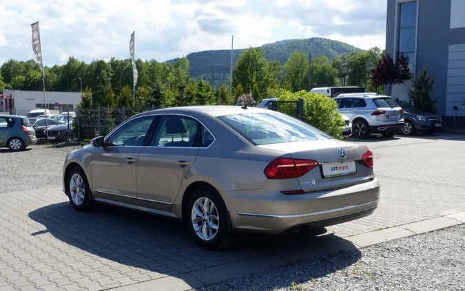 Volkswagen Passat cena 49500 przebieg: 119000, rok produkcji 2015 z Korfantów małe 326